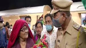For a lady turning 60 which is also the time to consider retirement, doing something that is useful is always a good idea. 65 Year Old Woman Freed From Pakistani Jail Returns To Aurangabad After 18 Years Kerala General Kerala Kaumudi Online