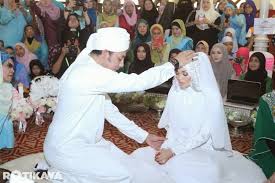 Puteri sarah liyana megat family life. Gambar Pernikahan Syamsul Yusof Dan Puteri Sarah Liyana