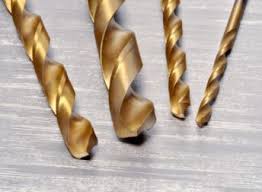Comment Percer Du Metal Pratique Fr Metal Trucs Et Astuces Bricolage Bricolages Simples