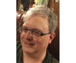 Robert Mckeen's Instagram, Twitter & Facebook