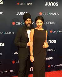 Many people ask about gurkiran kaur sidhu body measurements & health current her total body measurements are 40 inch body size. Michelle Ghoussoub On Twitter Thejagmeetsingh And Gurkiran Kaur Sidhu Junos