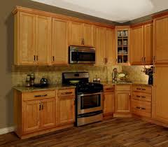Superb Honey Oak Cabinets With Dark Wood Floors 16 Golden Oak Cabinets With Dark Wood Floors Ged Maple Kit Honey Oak Cabinets Oak Cabinets Oak Kitchen Cabinets