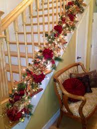 Decorate The Staircase For Christmas 45 Beautiful Ideas Decoration Love Christmas Stairs Decorations Christmas Staircase Christmas Garland Staircase