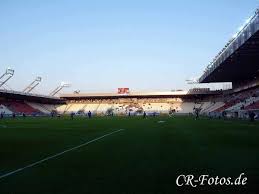 Team info, acutal squad, calendar and game resuls, video. Cracovia Stadion Jozef Pilsudski Stadion In Krakow