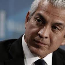 LUIS DE LA AGUILERA, CEO DE U.S. CENTURY BANK HOMENAJEADO CON EL PREMIO AL  MEJOR DIRECTOR GENERAL DEL AÑO ‹ Negocios Magazine