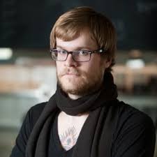 sarah towne (@_slaro)