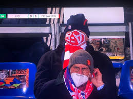 It doesn't matter where you are, our football streams are available worldwide. Fums On Twitter Wenn Du Krankgeschrieben Bist Aber Trotzdem Ins Stadion Willst Fumslive Ksvfcb Ard Sportschau