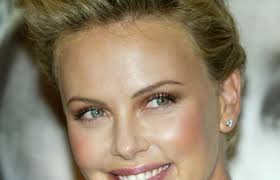 Последние твиты от charlize theron (@charlizeafrica). Charlize Theron Biography