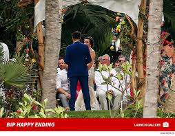 Don't close the chapter on this love story yet, waddell's brother. Bachelor In Paradise Stars Evan Bass Carly Waddell Get Married In Mexico