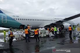 Pelabuhan tanjung priok adalah pelabuhan terbesar di indonesia. Kementerian Bumn Tanggapi Pemotongan Gaji Pegawai Garuda Antara News Kalimantan Utara