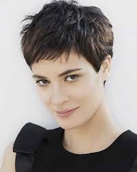 A short layered pixie bob cut with side bangs has volume built onto the crown. 20 Simple Short Haircuts