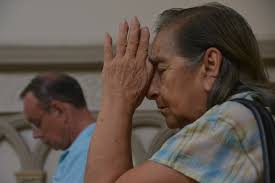 Sacerdote católico aconseja orar siempre sin descanso