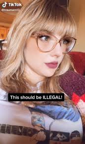 Sep 05, 2018 · taylor swift credit: Woman On Tiktok Looks Just Like Taylor Swift