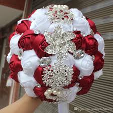 This is a beautiful and camo wedding bouquet, camo bridal bouquet, camo wedding, mossy oak camo, white silk flowers, camo wedding, bullet shells let us create. Wine Red White Wedding Bouquet Artificial Sweet 15 Quinceanera Bouquet Crystal Silk Ribbon New Buque De Noiva W228 E From Sunnybaburam 38 2 Dhgate Com