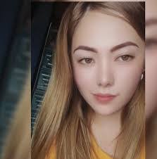 Donna Salas's Instagram, Twitter & Facebook