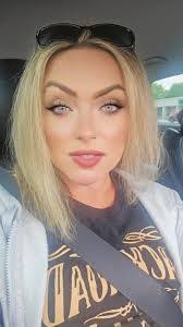 Heather Workman's Instagram, Twitter & Facebook