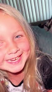 Amy Billups's Instagram, Twitter & Facebook