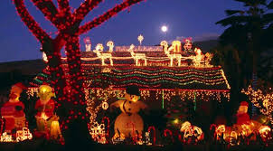 Christmas Rooftop Decorations Ideas Idessic Com Holiday Lights Christmas Lights Deck Lights