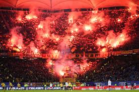 It was founded on 12 april 1953, as a club affiliated with the east german police. Dynamo Dresden Fans Zunden Pyrotechnik Beim Auswartsspiel Beim Hamburger Sv