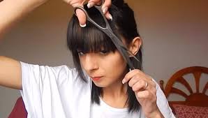 Como Cortarse El Flequillo En Casa Esta Cuarentena Belleza Cabello Estados Unidos Espana Nnda Nnni Miscelanea Correo
