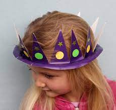 Hat Craft From Paper Plates Alpha Mom Mardi Gras Crafts Mardi Gras Activities Hat Crafts