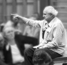 His many inspirations included martial arts (he was one of the earliest judo black belts in the west), child development, biomechanics. Wie Moshe Feldenkrais Zur Ruckenheilmethode Wurde Welt