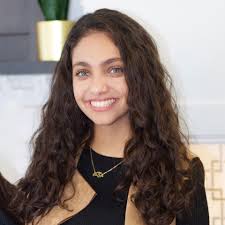 Veronica Aziz's Instagram, Twitter & Facebook