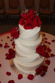 Pin By My Delicias On Wedding Wedding Cake Red Wedding Cake Roses Pink Wedding Cake