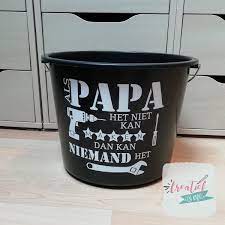 Eerste vaderdag bierkaarten vaderdag best verkocht vaderdag denken aan fotokaarten met aanpasbare naam of tekst. Klusemmer Als Papa Opa Het Niet Kan Maken Dan Kan Niemand Het Creatief En Kado Kado Traktatie Shop