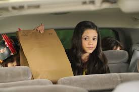 Jenna Ortega Says She Was Sent Explicit AI Images of Herself As a ...