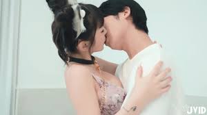 人型貓咪日本現役AV男優共演！ - EPORNER