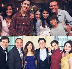 They are all wizards in training! Selena Gomez Broke The Internet In 2017 Because Of An Epic Wizards Of Waverly Place Capital