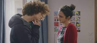 3 extraits en avance + 3 vidéos. Plus Belle La Vie Baptiste Et Mathis Quittent L Appartement Familial Mce Tv