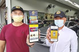 Meletakkan harga yang tinggi dan kemudian akan menarah (menurunkan) sedikit demi sedikit. Dua Sahabat Bangun Aplikasi Tempahan Cuci Kereta Bukan Hanya Mudahkan Pengguna Tapi Bantu Peniaga Cari Rezeki Ketika Pandemik I Suke Mstar
