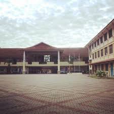 Taman perwira is situated nearby to permatang tinggi. Photos At Sekolah Menengah Kebangsaan Taman Molek Jalan Molek 1 27