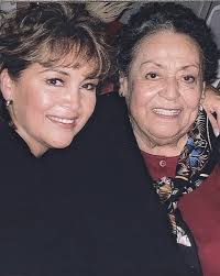 De no haber sido su compadre, Aída Cuevas se habría casado con Juan Gabriel