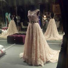 Apalagi pada saat menjelang ramadhan. Model Gaun Pesta Artis Ivan Gunawan Terbaru 2015 Gaun Formal Panjang Gaun Formal Gaun Pesta