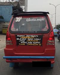 Menurut saksi di lapangan bernama debi, mobil korban terparkir sejak hari jumat tanggal 30 juli 2021 pukul 21.00 wib, katanya. Kutipan 10 Kata Mutiara Di Belakang Mobil Ini Bikin Ngagak Saat Nyetir