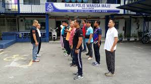 Posted on september 4, 2010 by tv smith. Polis Kl Jomlikefbpoliskl Jomlikefbippdwangsamaju Facebook