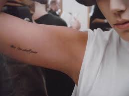 Ich hab auch seitlich außen am unterarm was, praktisch auf einer länge mit des. Kleine Tattoos Oberarm Innen Tattooidee Com