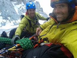 David Palmada “Pelut” y Josep María Esquirol abren vía en el Petit Dru: “un  infierno por el miedo al derrumbe constante”