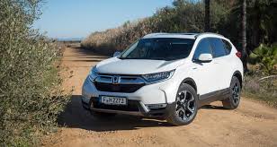 Une demande de la clientèle partagée aujourd'hui, tout le monde veut un suv; Honda Cr V Hybrid Notre Essai Du Suv Hybride