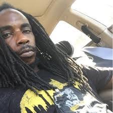 Lonnie Capel's Instagram, Twitter & Facebook