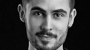 El alcireño Jesús Castillo gana a los 26 años el Goya a la mejor foto  infantil