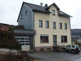 Provisionsfrei und vom makler finden sie bei immobilien.de. Renditeschnappchen 3 Familienhaus Mit Grosser Garage Plettenberg Holthausen Verkauft Immobilien Werdes