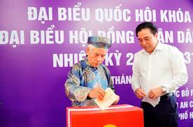 53 người trúng cử đại biểu HĐND TP. Huế - Người quan sát