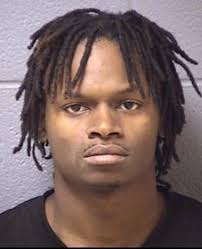 Man Chokes 1-Day Girlfriend after She's Texted by Ex: Police