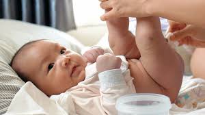 Breastfed Baby Poop What To Expect