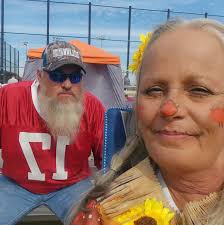 Who does wraps for buggies in NWA?