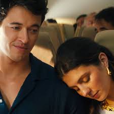 Netflix's new romantic comedy movie with 'Hunger Games' star looks like a  charming treat — here's the first trailer